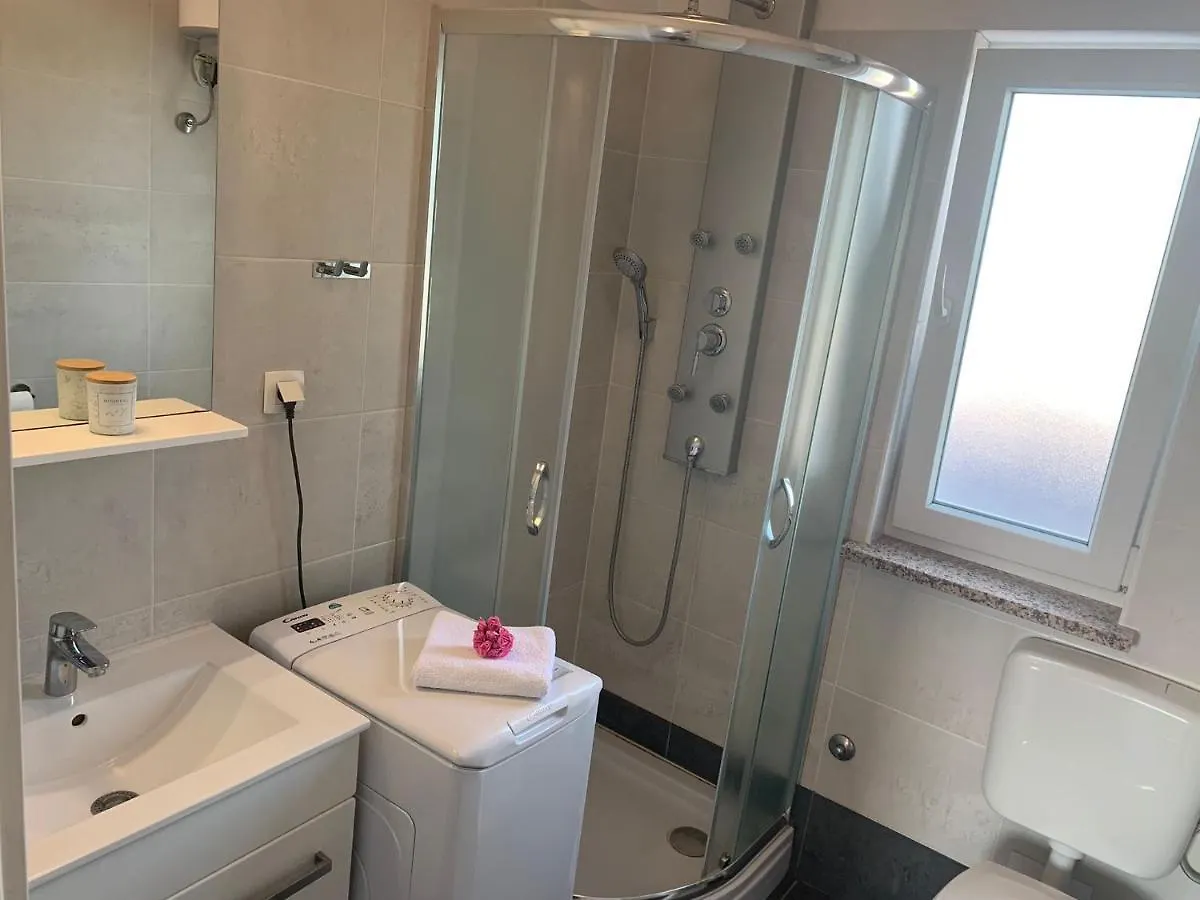 Apartment Luna Pula Croatia