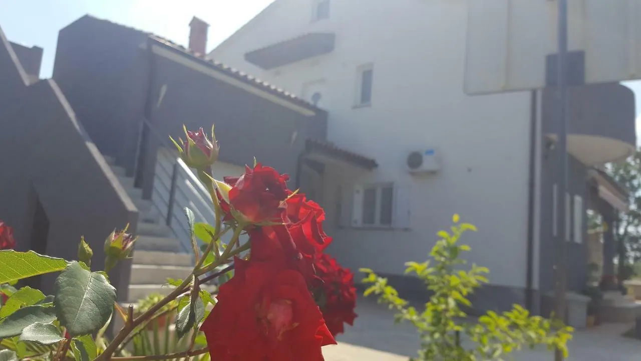 Luna Pula Apartment